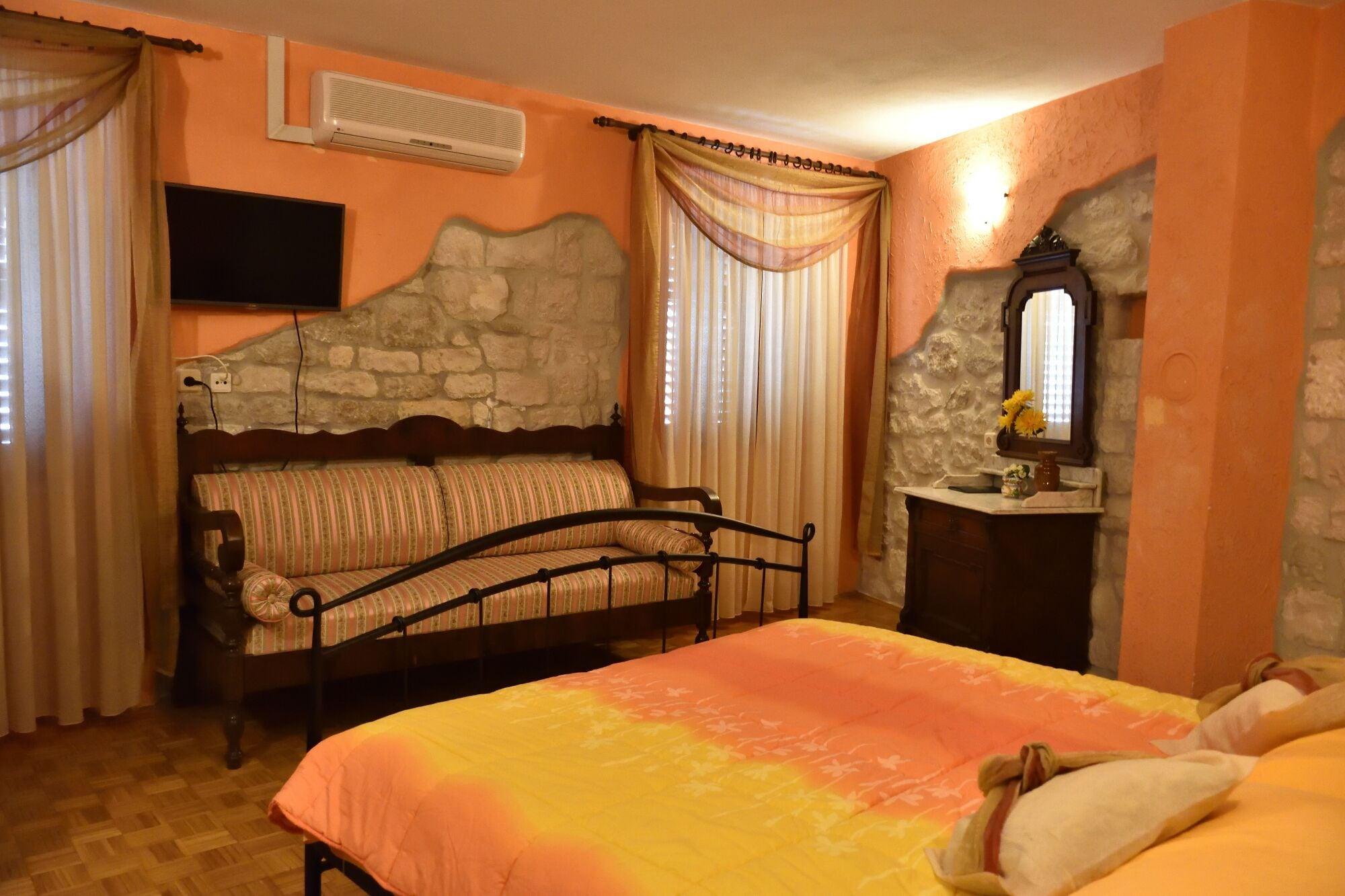 Palace Derossi Trogir Zewnętrze zdjęcie