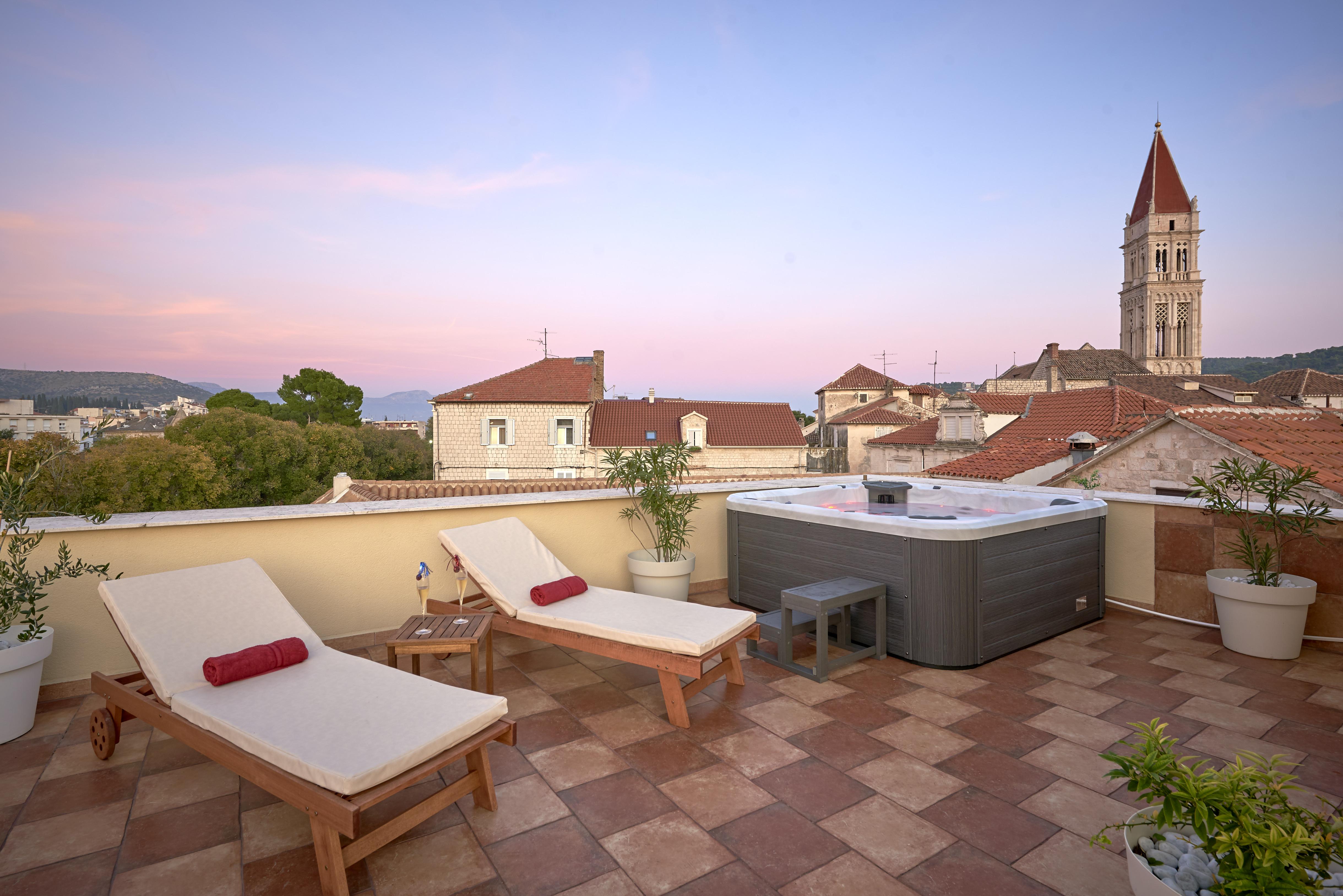Palace Derossi Trogir Zewnętrze zdjęcie