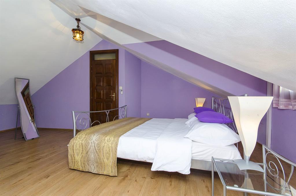 Palace Derossi Trogir Zewnętrze zdjęcie
