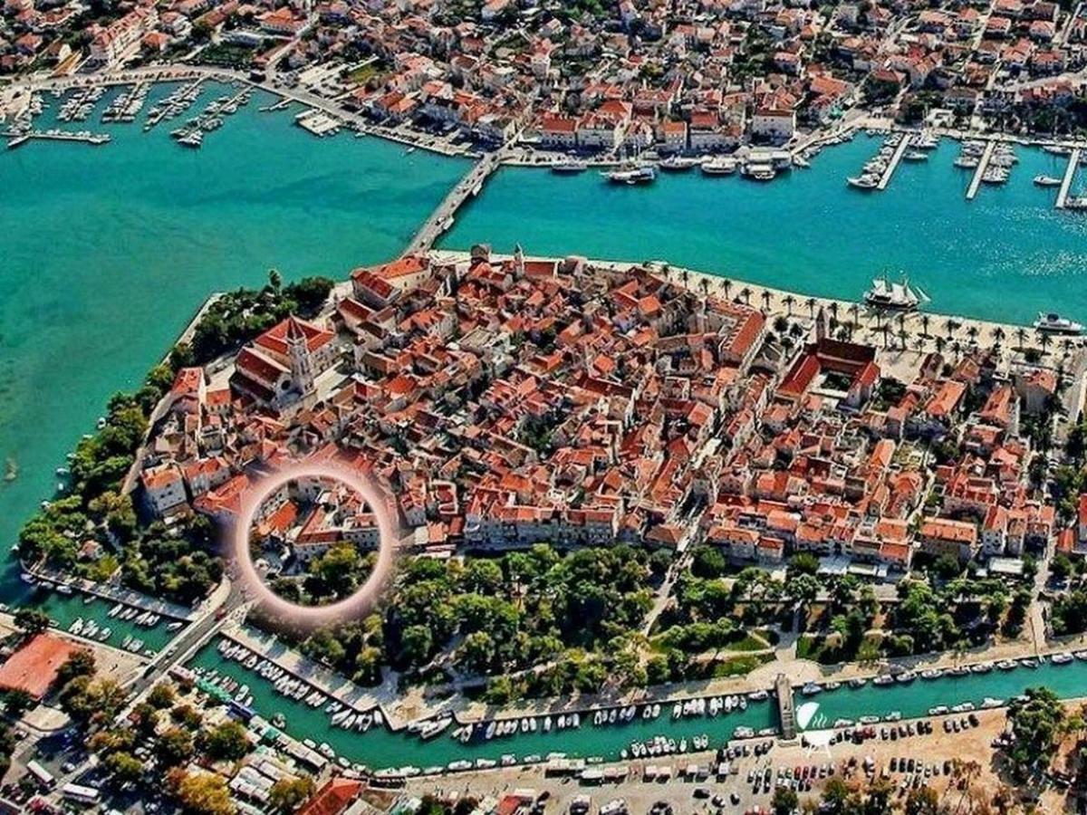 Palace Derossi Trogir Zewnętrze zdjęcie